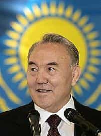 Президент Назарбаев: Двадцать лет у власти